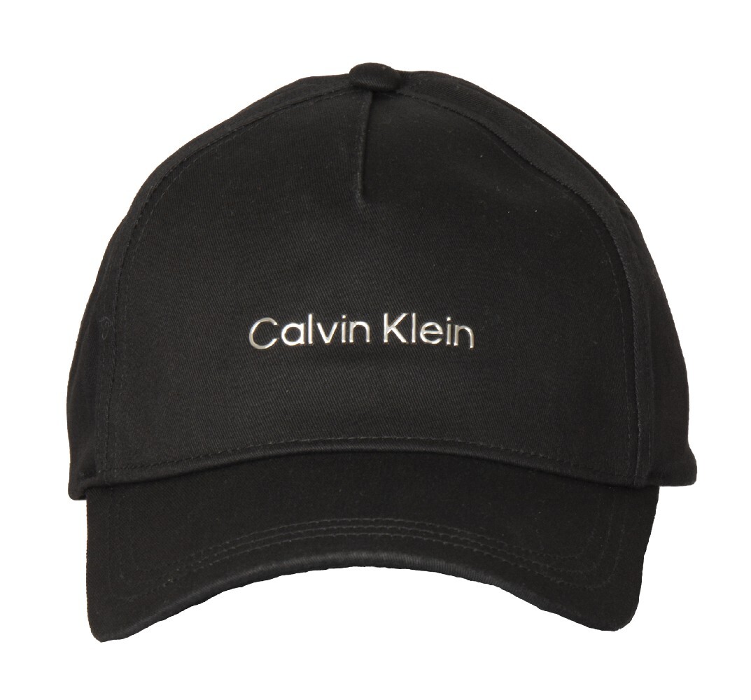 Бейсбольный мяч Cappello от CALVIN KLEIN который виден с обратной стороны реголабильный артикул 11890₽