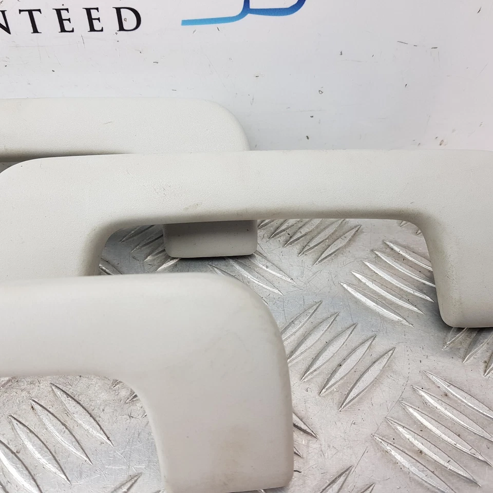 JUEGO DE MANIJAS DE AGARRE DE TECHO INTERIOR AUDI A3 MK2 X4 2008 A 2010 8P0857607M Foto 3 de 4