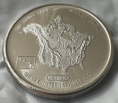 旧貨幣 銀製 約2.5cm 1982年 旧貨幣 銀製コイン 約2.5cm 1982年 旧貨幣 銀製コイン 約2.5cm 1982年