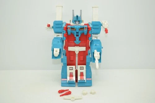 Vintage 1986 G1 Transformers ULTRA MAGNUS Semi Car Carrier 100% Complete
