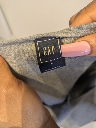 GAP Cotton Grey Boat Neck Long Sleeve Women's Top - Size Large - Picture 6 of 7
