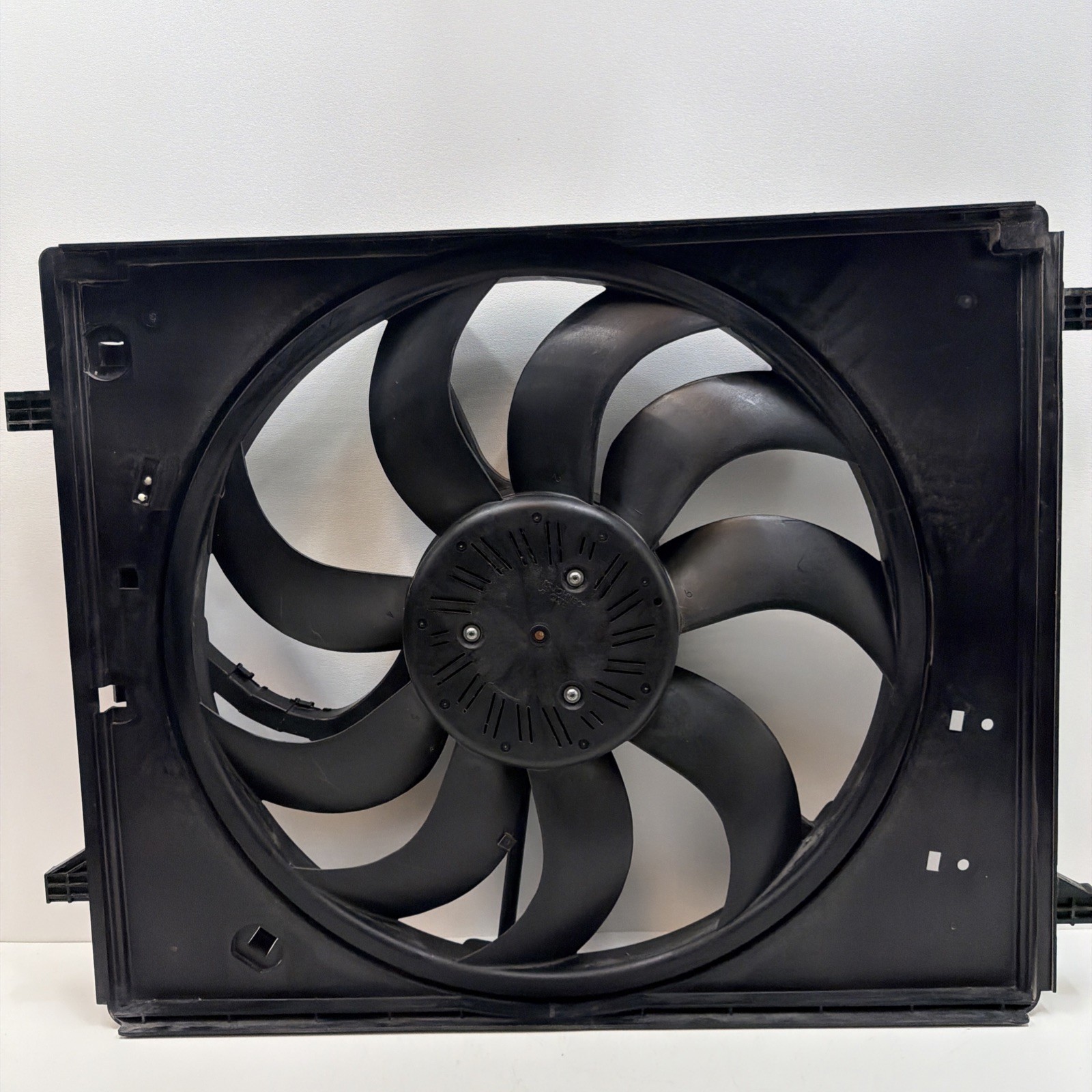 🟢2014-22 Maserati Ghibli M157 Engine Radiator Cooling Fan Motor Assembly OEM🟢