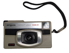 Argus Magicube Instant Load 146X Vintage 126 Film Camera Japan c1972 w Strap