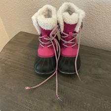 Cat  Jack Kids Pink and Black Winter snow Boots