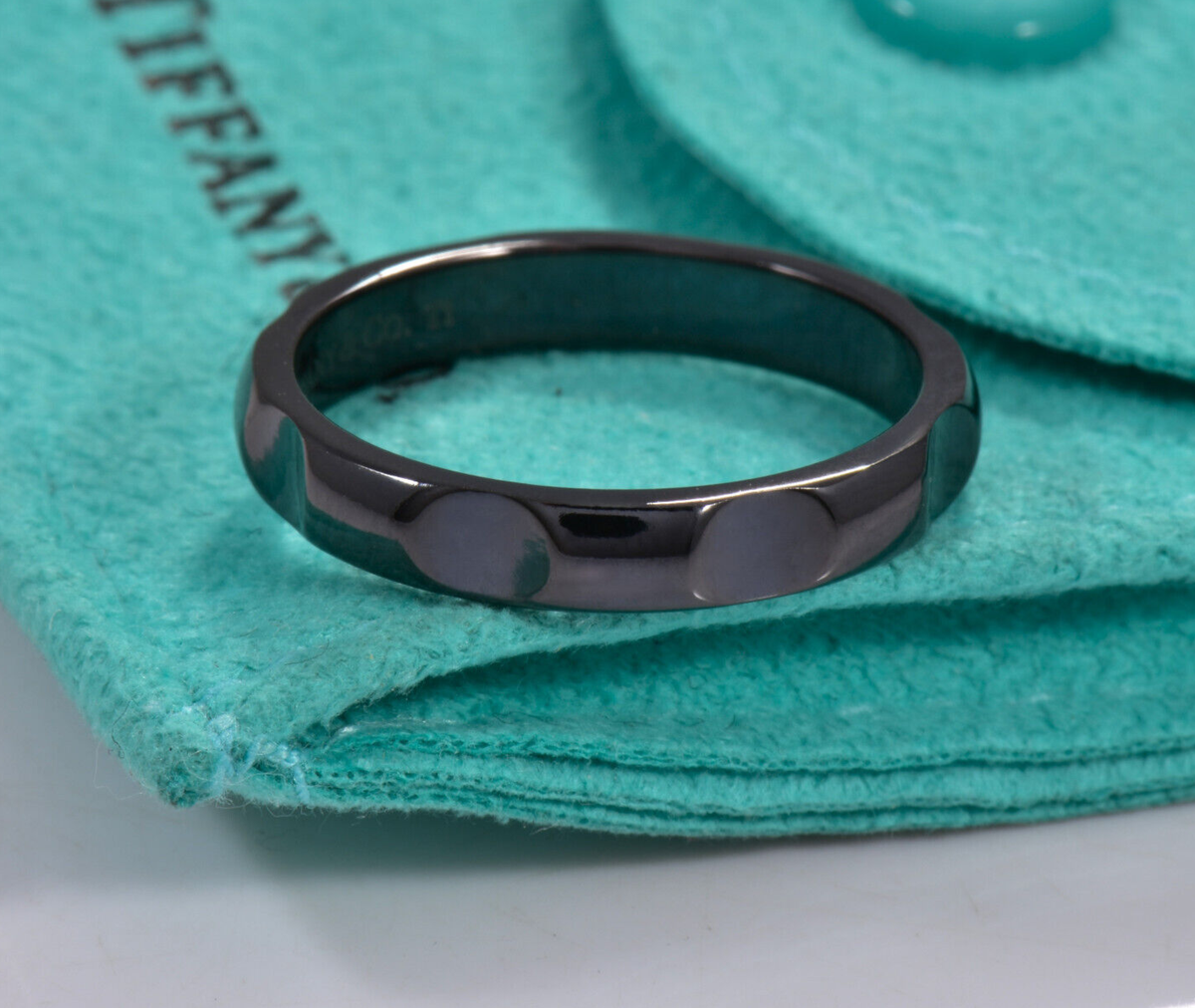 Size 9.5 Tiffany & Co Titanium Paloma Picasso Groove Ring Band in