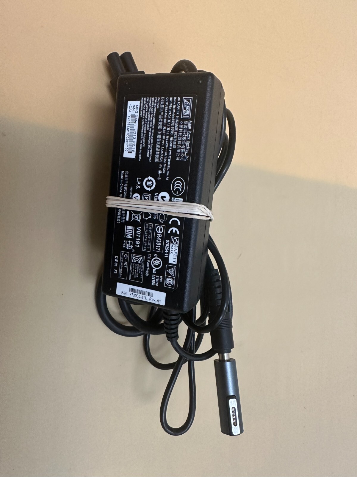 Apple MacBook Pro 13" A1425 A1502 LTip 60W MagSafe 2 Power Adapter