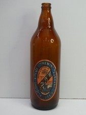 VINTAGE VOLUM CORIO GEELONG  BEER AMBER GLASS BOTTLE COURAGE AUSTRALIA BREWERY