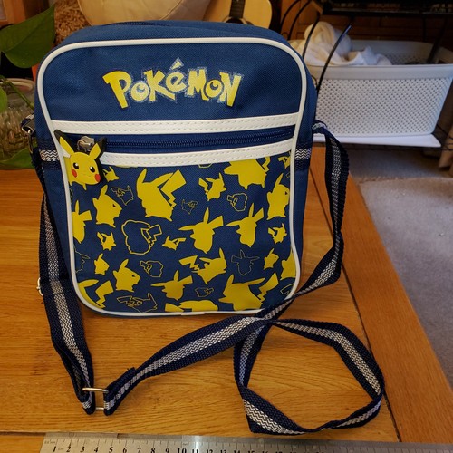 Pokeomon Pikachu Umhängetasche Kindertasche 25 x 20 x 6 cm - Bild 1 von 10