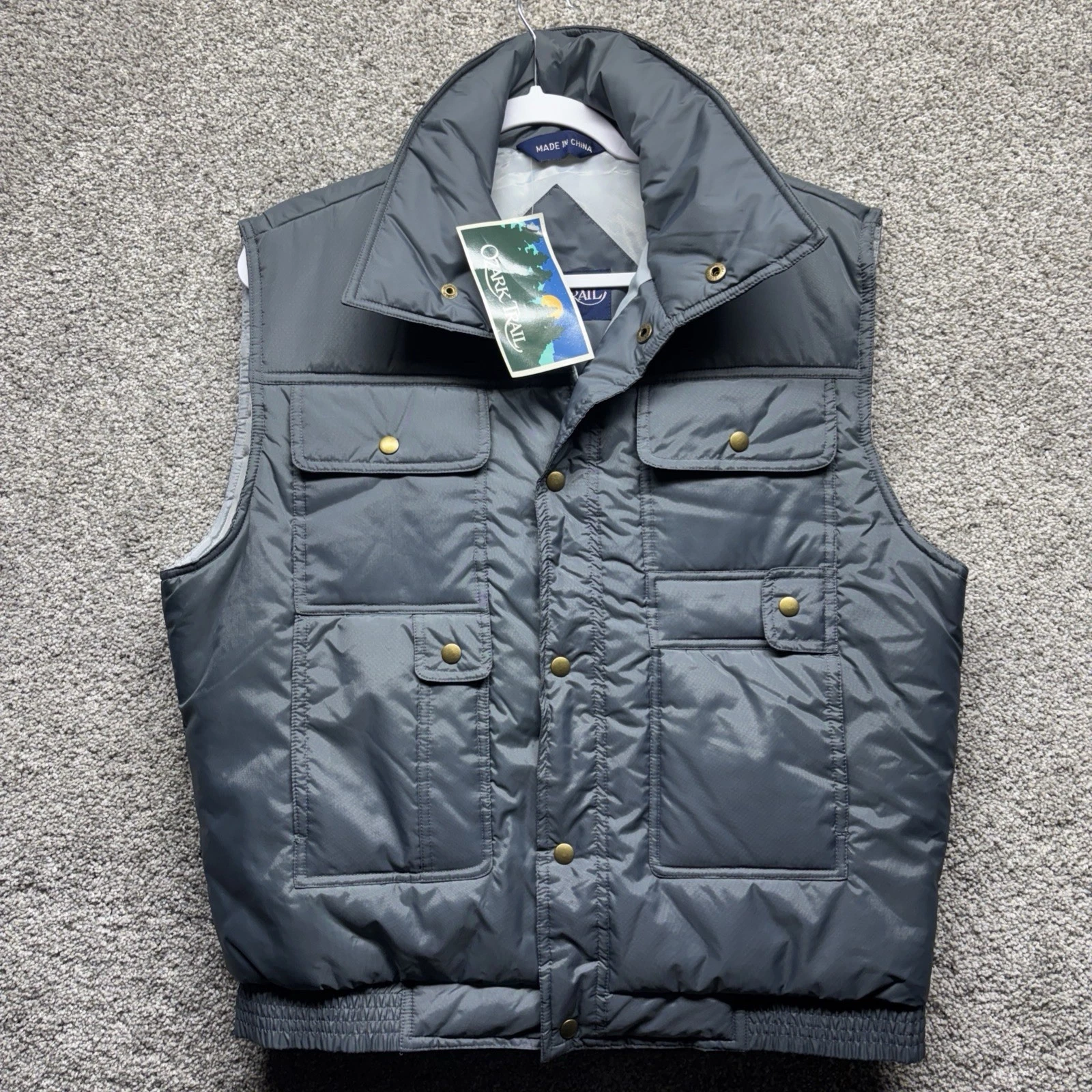 Ozark Trail Vintage Mens Medium Puffer Vest Gray Button Multi-Pocket Fishing NWT