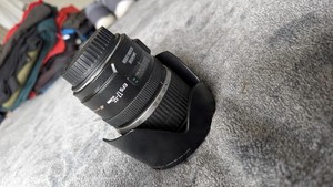 Canon EFS 17-55mm f/2.8 Is USM Lens with Image Stabilizer for DSLR