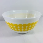 Pyrex 402 Vintage Yellow Polka Dot Nesting Milk Glass Mixing Bowl 1.5 Qt Quart