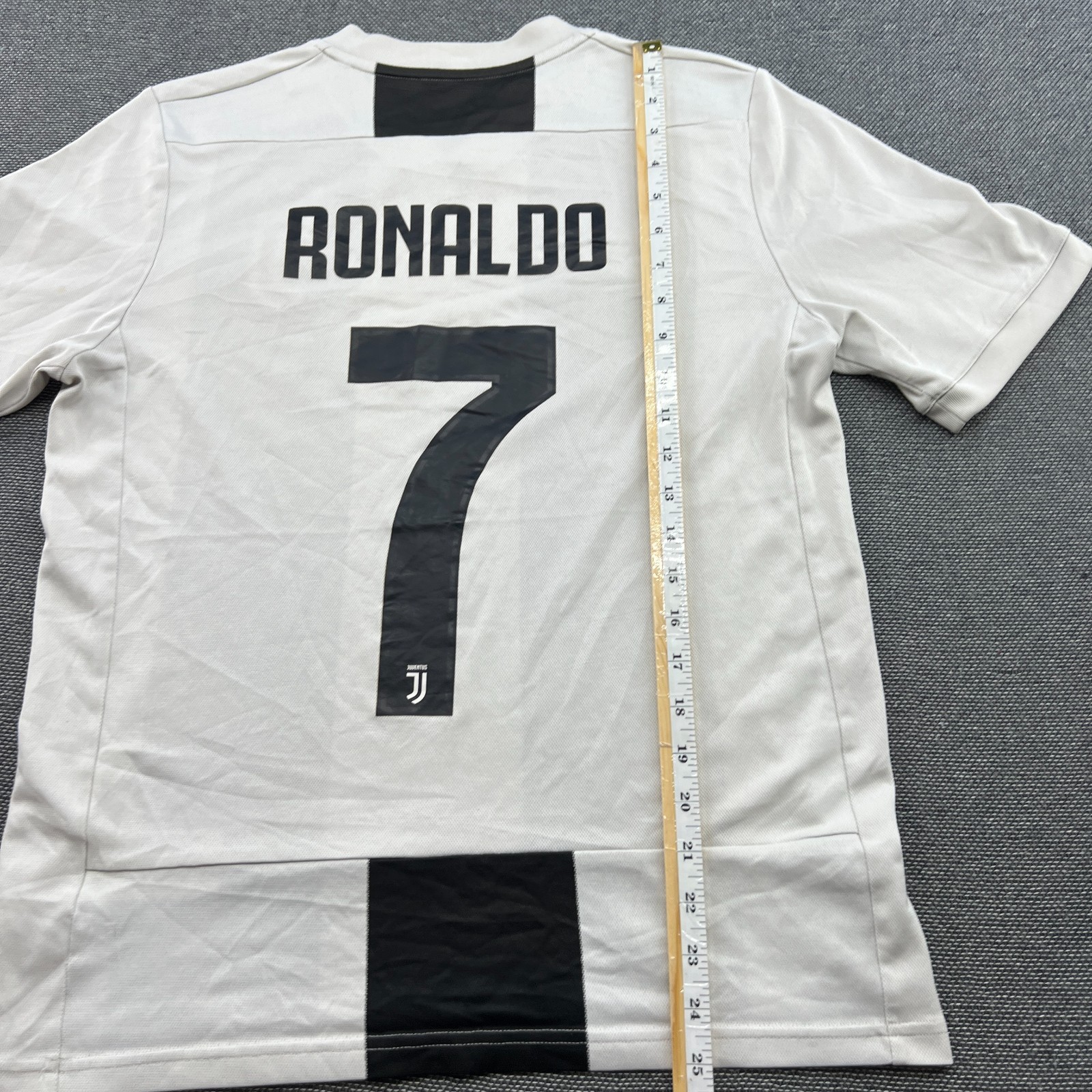 Juventus 2018 2019 Home Ronaldo Football Jersey Youth XL 13-15YRS Teen Adidas image 6