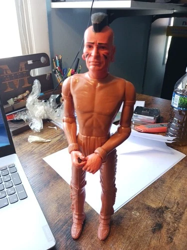 Marx Johnny West.  Fighting Eagle. Beautiful Shape. Ft Apache Fighters