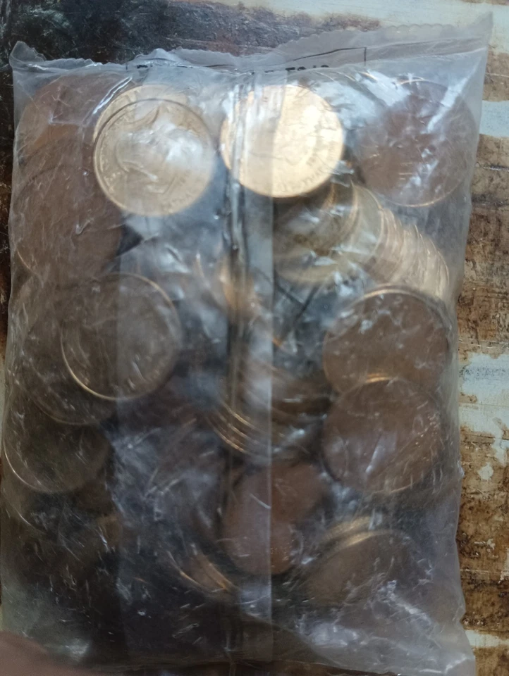 India Republic 2016-H 5 Rupees Birth Centenary Biju Patnaik 100 Unc Coins Packet - Image 4 of 4