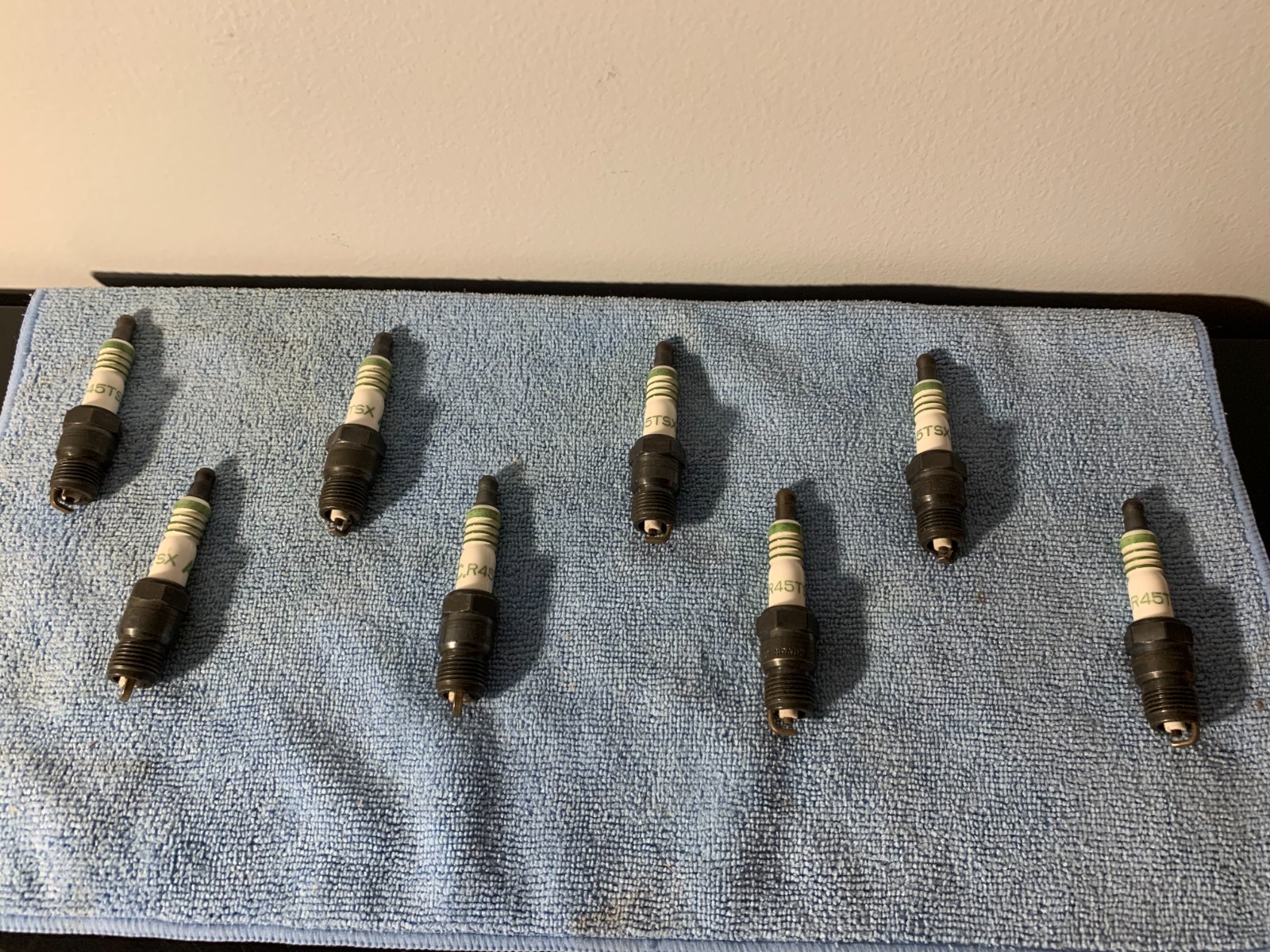 AC-Delco R45TSX Spark Plugs, 8-Pack GM Vintage NOS - Brand New