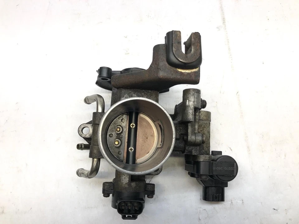 Toyota Rav4 2001-2003 2,0 L I-4 carrocería de acelerador de inyección de combustible transmisión manual OEM Foto 3 de 4