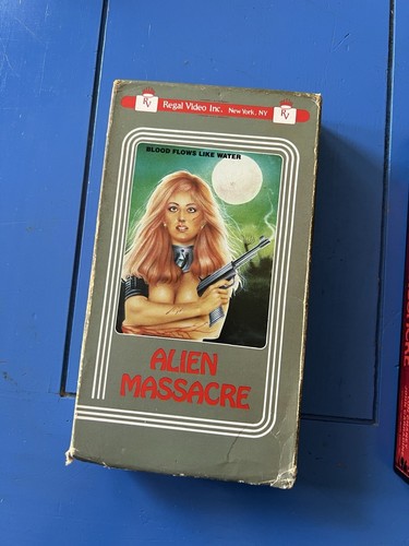 Rare OOP 1984 Alien Massacre Regal Video VHS, Lon Chaney John Carradine - Picture 8 of 13