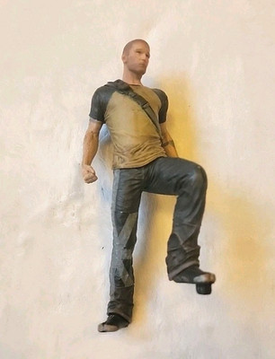 Infamous 2 Cole MacGrath 8'' Statue Figure 2011 SCEA PS3 Loose No Base