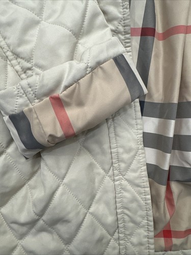 Burberry Girls Quilted Jacket Khaki Tan Nova Check Lining Sz 10Y - Picture 7 of 7