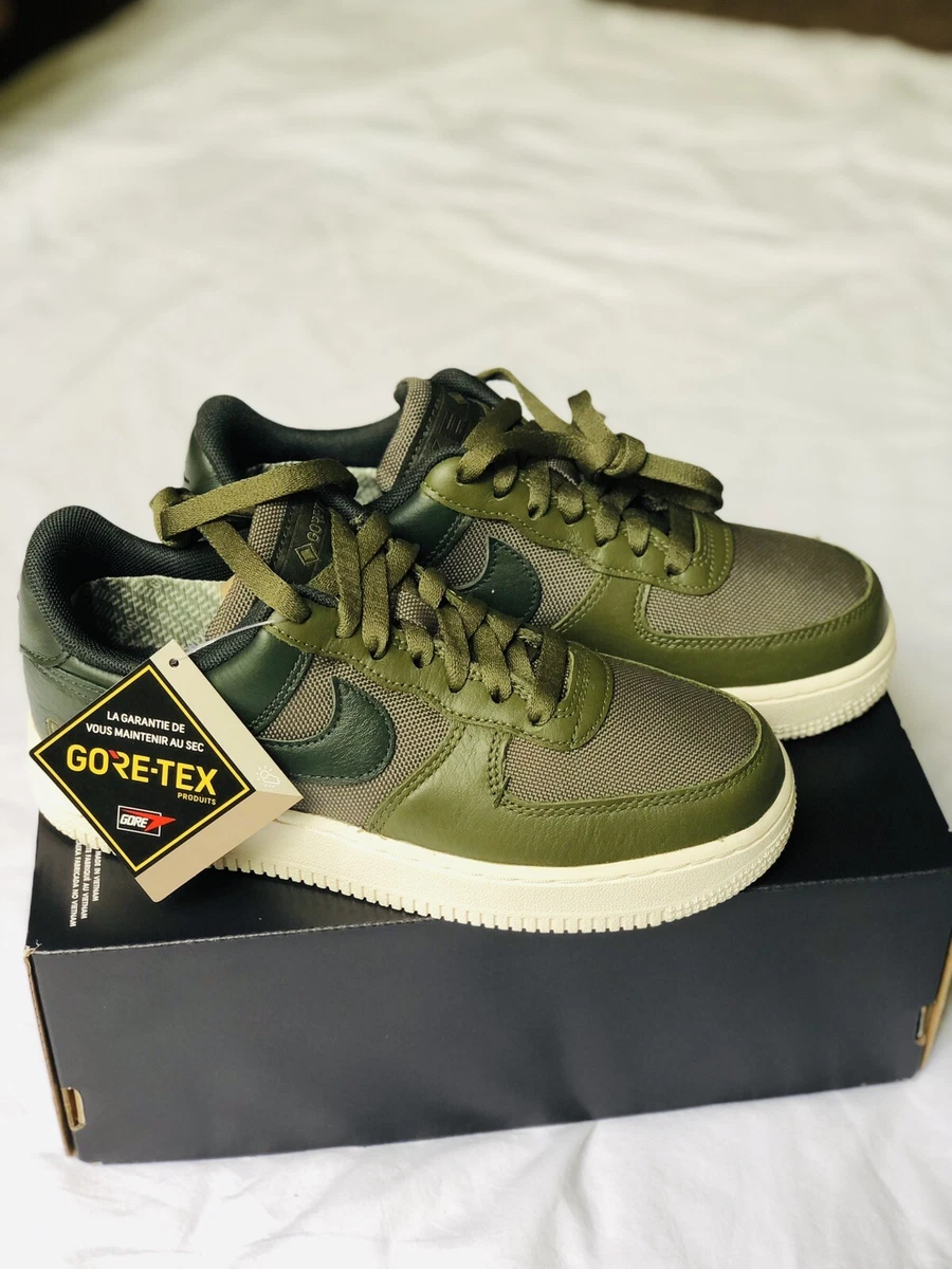 Nike Air Force One Air Force 1 LV8 5 Gore-Tex Low d'occasion pour