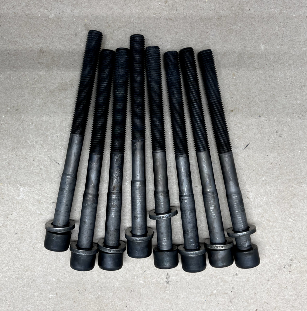 05-22 LEXUS TOYOTA CYLINDER HEAD SET BOLTS LH OEM 90910-02162 / 90910-A2006