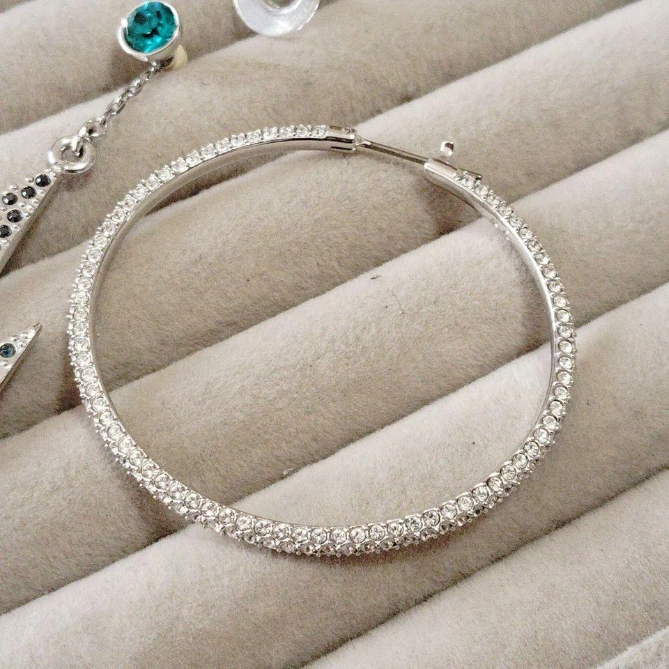 Lot de boucles d'oreilles simples en argent SWAROVSKI S00015 en parfait état - Photo 2/4
