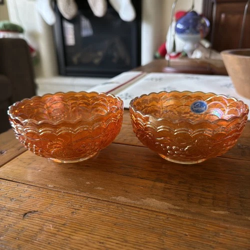Vintage Imperial Glass Marigold Carnival Glass Grape Pattern Bowl Scalloped Edge
