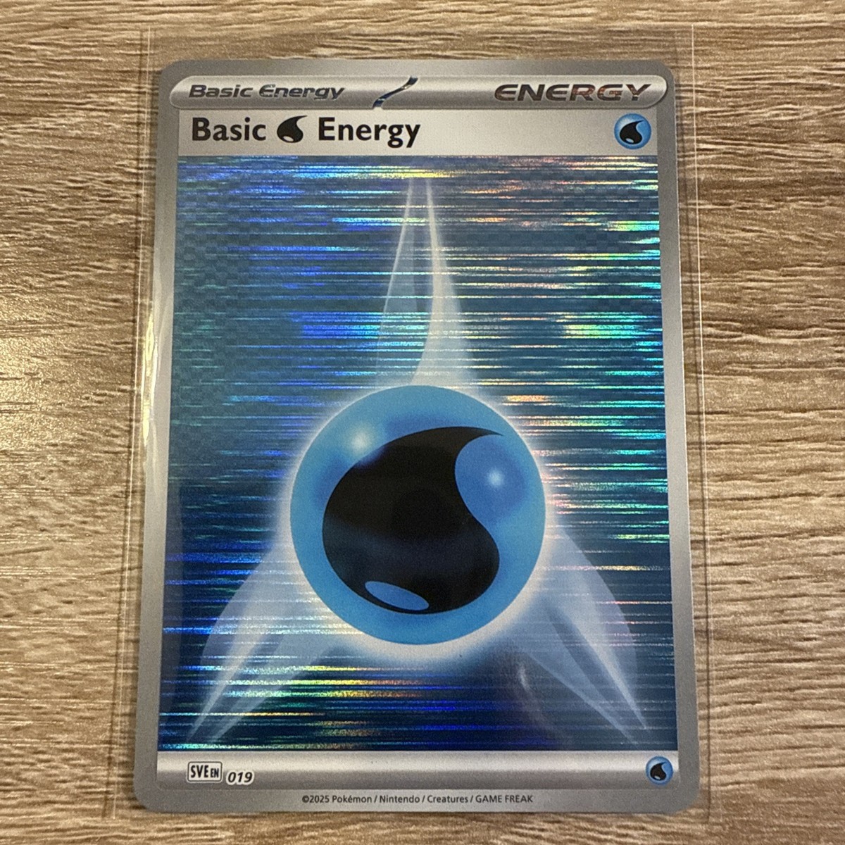2025 Pokemon TCG Basic Water Energy 019 Black Bolt White Flair Holo Card NM+