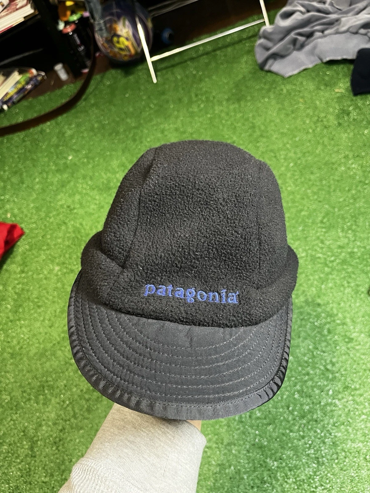 Patagonia Black Fleece Baseball Cap Men’s M Adjustable Ear Flaps Winter