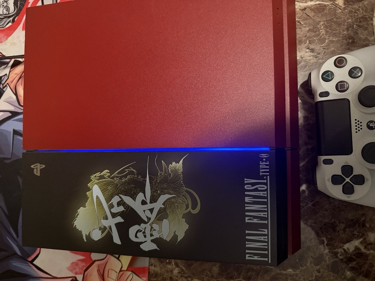 Sony PlayStation 4 FINAL FANTASY Type-0 HD Suzaku Edition 500GB