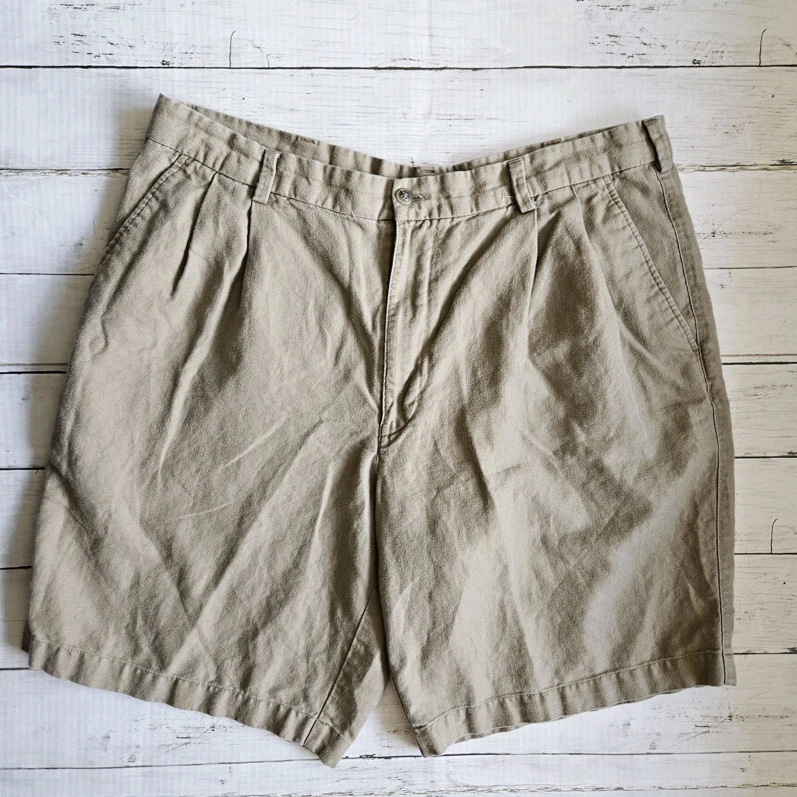 Caribbean Linen Blend Pleated Khaki Shorts Size 38
