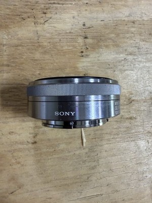 Sony E 16mm f/2.8 Pancake Lens SEL16F28 – E-Mount APS-C Wide Angle