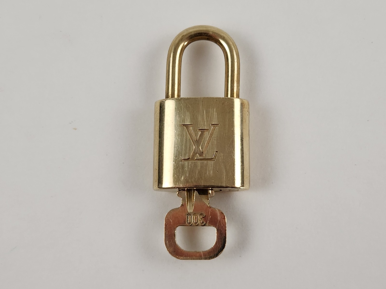 Authentic Louis Vuitton PadLock Solid Lock Key Br… - image 7