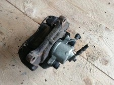 VW SCIROCCO 137, 138 Bremssattel vorne links 1.40 Petrol 2010 33877385