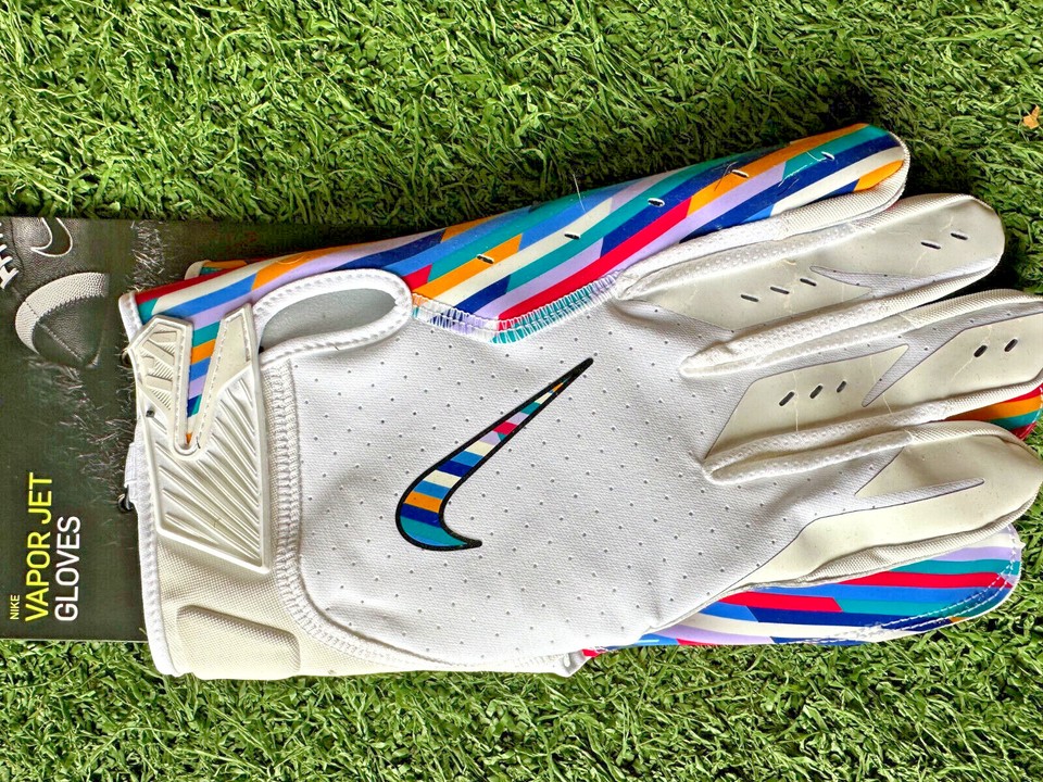 Crucial Catch Football Gloves Nike NFL Vapor Jet Crucial Catch