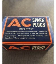 SET of 10 NOS Original GM AC Spark Plugs 1939-1948 Cadillac 346 & LaSalle 322 V8
