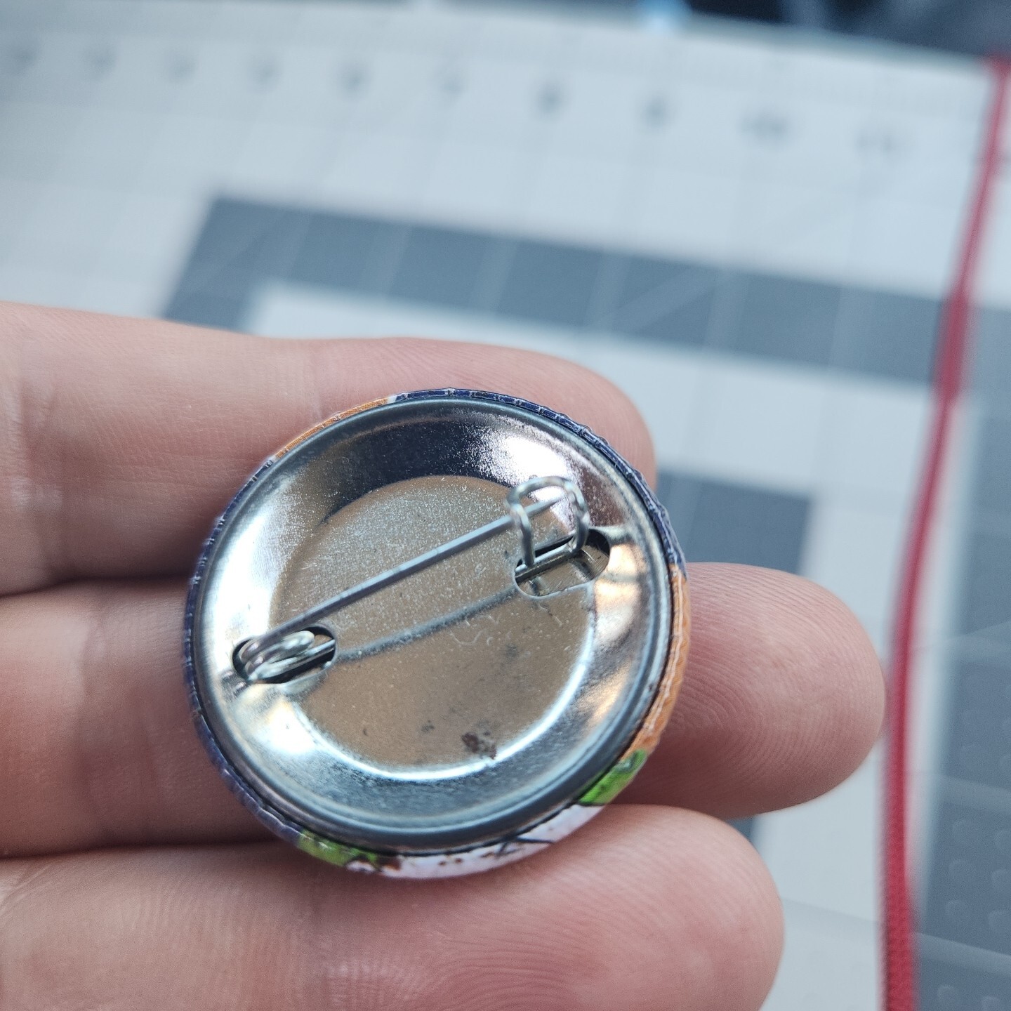 Vtg FAT HEADS BREWERY 1.25" Round Button Pin Pinback Blue Metal 90s