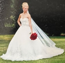 Casablanca Bridal Wedding Dress - Style 2077 - Size 0 - Ivory/Silver/Gold