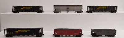 Assorted HO Scale Custom Weathered Uncovered & Covered Hoppers [6]