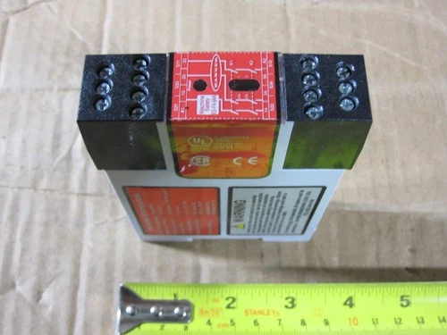 BANNER SAFETY RELAY MODULE ES-FA-9AA