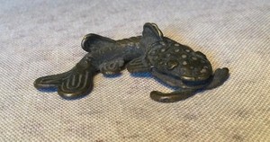 AFRICAN ASHANTI AKAN CATFISH GOLD WEIGHT 1700-1900 AD Brass