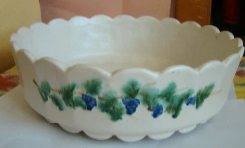 Vtg 1950s McCoy Art Pottery USA SCAKKIOED EDGE Shallow Planter Bowl Vase USA