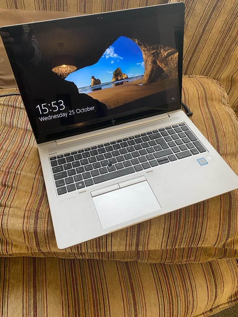 HP EliteBook 850 g5 15.6 Inch TOUCHSCREEN, 256 gb nvme, 16gb Ram