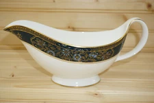 Royal Doulton Carlyle Gravy Boat or Sauce Bowl, 9" (B32)