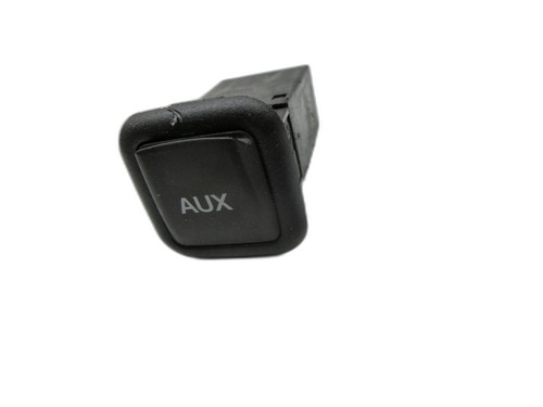 AUX Navigationsmonitor Buchse Anschluss für Audi Q5 8R 12-17 8J0035475