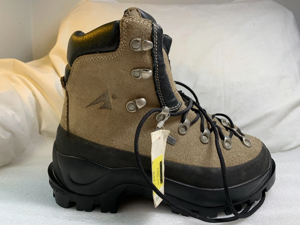 Mochila feminina italiana EMS artesanal GORE-TEX impermeável caminhada EUA 6.5 - Imagem 3 de 4