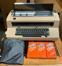 Vintage IBM Correcting Selectric III Electric Typewriter w/Cover Powers On READ