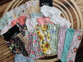 Kinderkleidung Kleiderpaket für Mädchen Gr.122/128 Sommer Sehr guter Zustand.