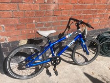Hoy 20-inch blue kids bike