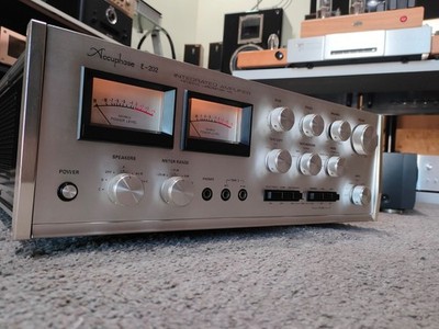 ACCUPHASE E 202 E202 E-202 VINTAGE INTEGRATED AMPLIFIER